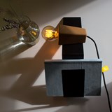 GLINT | magnetic desk lamp - #1 black base and black wire - Cork - Design : Galula Studio 5