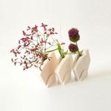 Vase à poser Teumsae On Wall - Blanc - Design : Extra&ordinary Design 5