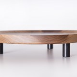 OSTE circle serving plate - walnut wood in warm tones - Dark Wood - Design : TU LAS 4