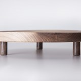 OSTE circle serving plate - walnut wood in cold tones - Light Wood - Design : TU LAS 8