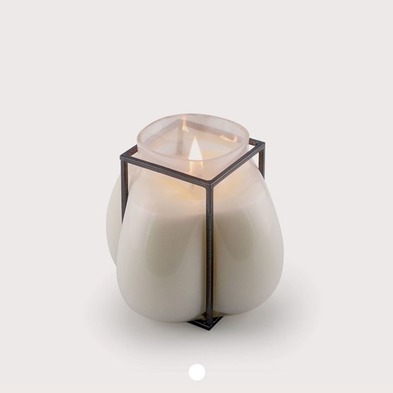 CAGE candle - Design : Vanessa Mitrani