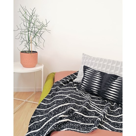 CONCRETE LANDSCAPE - Blender Blanket #3 - Black - Design : KVP - Textile Design