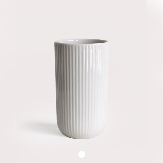 Tall cup  | 220 ml| white - White - Design : Archive Studio