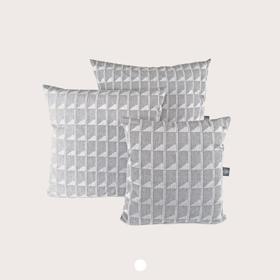 Jacquard Shadow Volume med Cushion - Grey - Design : KVP - Textile Design