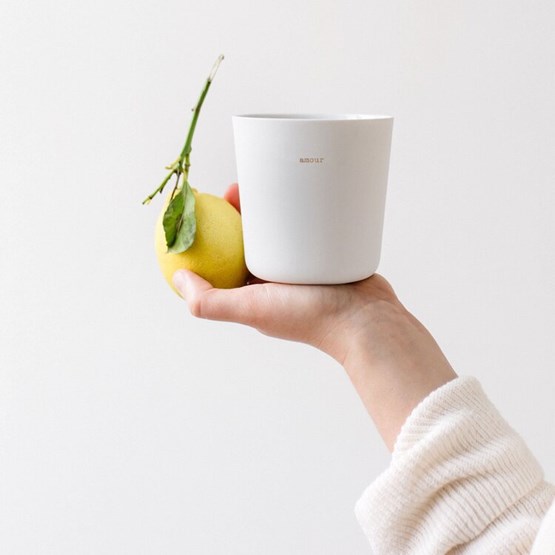 Tea cup "AMOUR" - matte off-white - White - Design : Sophie Masson