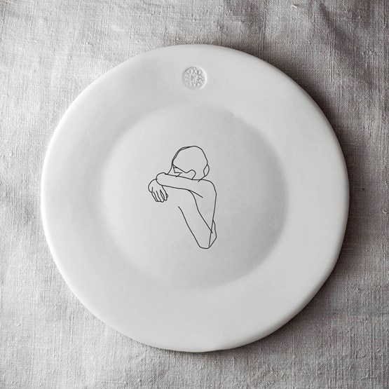 Dessert plate "EMBRACE" -  middle drawing - White - Design : Sophie Masson