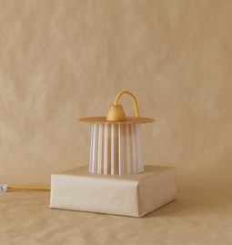 Lamp Amanda - limited edition: wheat