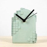 Horloge PIXEL - Rose - Design : Studio Lorier 5
