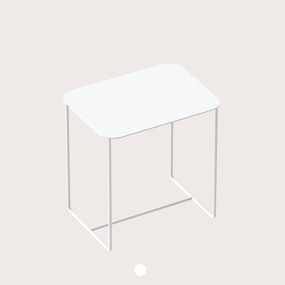 Solid 02 Side Table - white - White - Design : weld & co