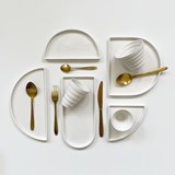 Assiette DEMI LUNE - Porcelaine blanche - Blanc - Design : Antoine Pillot 7
