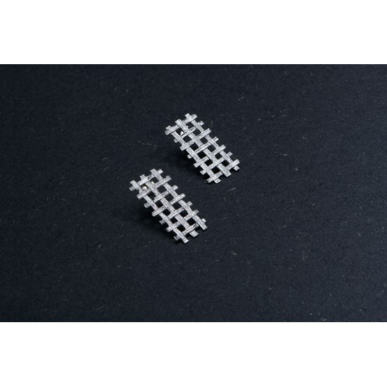 MESH Collection Rectangle Earrings  - Silver - Design : studio böja