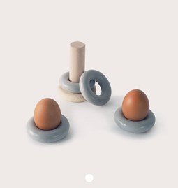 Egg cup BOUEE- concrete and wood 