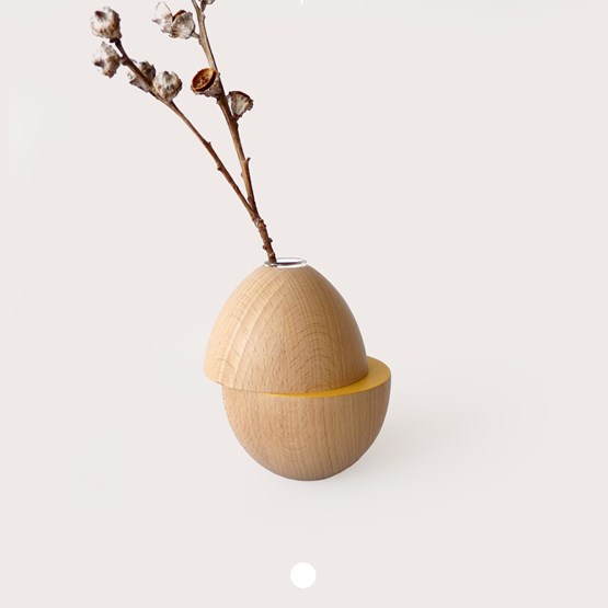Vase LES COQUETTES - beech wood / yellow - Pink - Design : Beatrix Li-Chin Loos