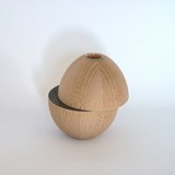 Vase LES COQUETTES - beech wood / dark grey - Grey - Design : Beatrix Li-Chin Loos 3