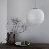 Small pendant Light White Ball - Glass  - Brass - Design : Embassy interiors 8