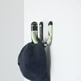 Ü hook - Simple model - Argile green / Black - Design : Studio Matériel 4