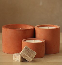 Bougie parfumée en béton - Terracotta - Musc