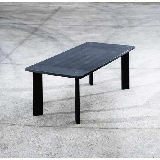 Table SUGI - Design : Formel Studio