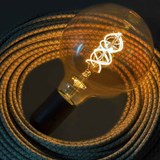 Lampe à poser avec son marque-page - Ampoule LED style Edison - Bicoque 3
