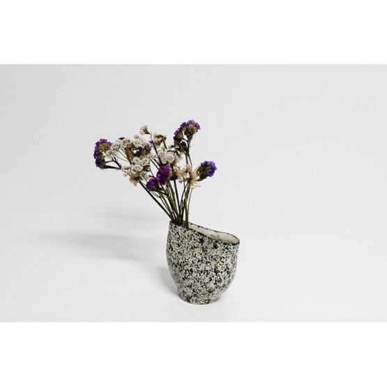 MARMORITE vase - Black - Design : Hugi.r