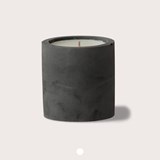 Concrete scented candle - Anthracite - Aloe Vera - Concrete - Design : AKARA. 2