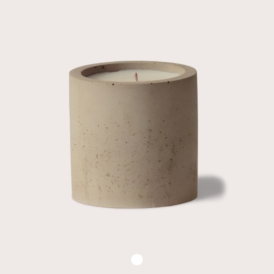 Bougie parfumée en béton - Aloe Vera - Béton - Design : AKARA.