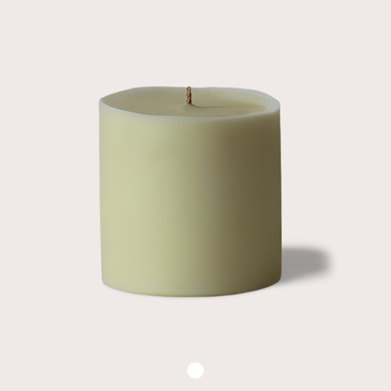 Concrete candle refill - Honey - Design : AKARA.