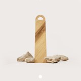 Planche à découper BRICHETON - Frêne clair - Bois clair - Design : Anaïs Junger 2