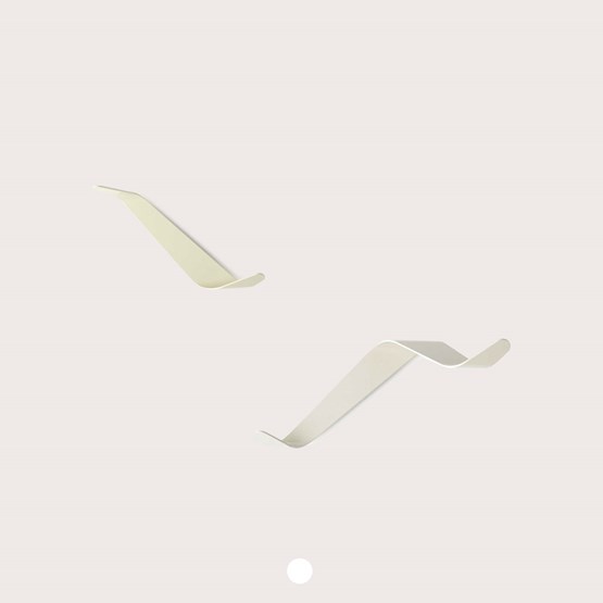 Patère BENDER - blanc cassé - Blanc - Design : NEUVONFRISCH