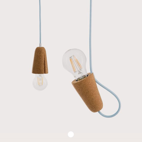 Suspension SININHO -  liège clair et câble bleu ciel - Liège - Design : Galula Studio