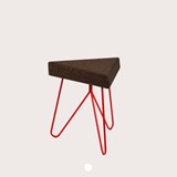 Tabouret/Table TRÊS -  liège foncé et piètement rouge - Liège - Design : Galula Studio 10